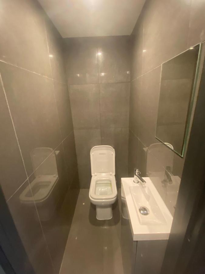 Mannbuilding Hotel London Bagian luar foto
