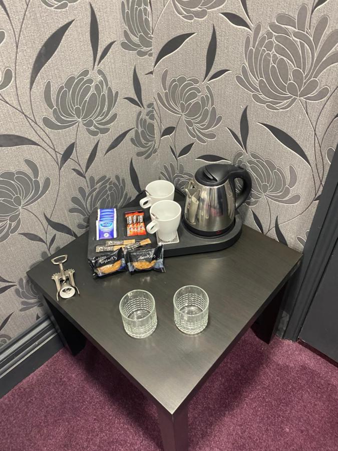 Mannbuilding Hotel London Bagian luar foto